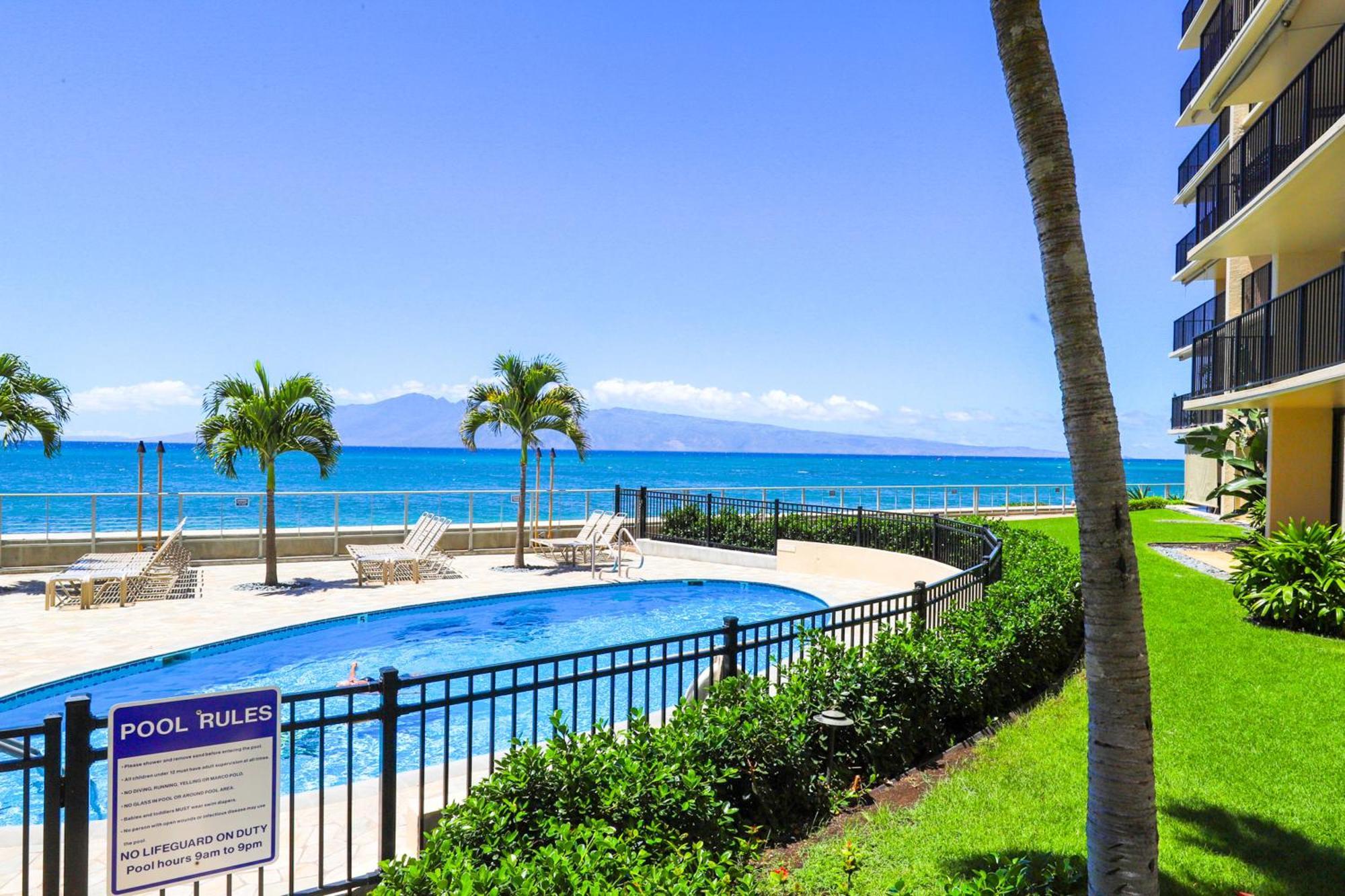 Hololani Resort Kahana Esterno foto